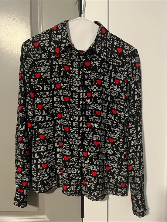 Alice + Olivia Tops - Alice and Olivia silk blouse